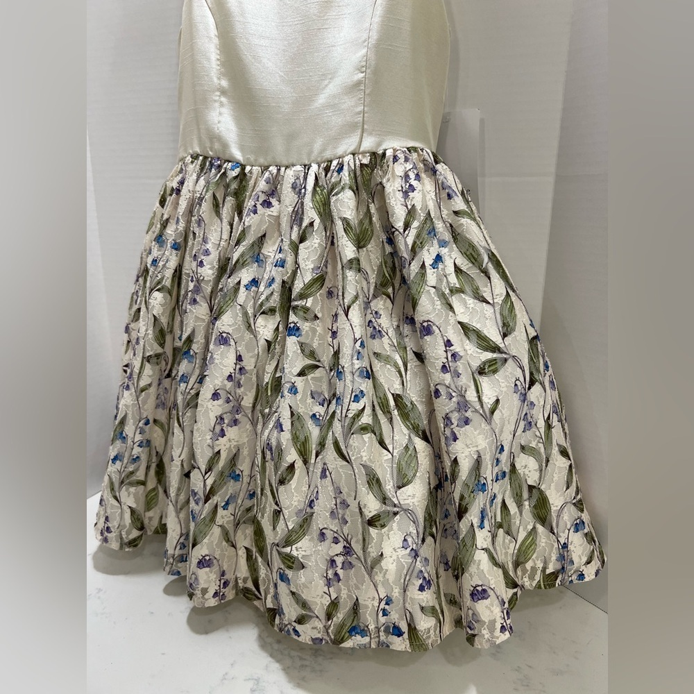 Badgley Mischka Kids Dress in Cream and Blue Floral - Picture 3 of 12